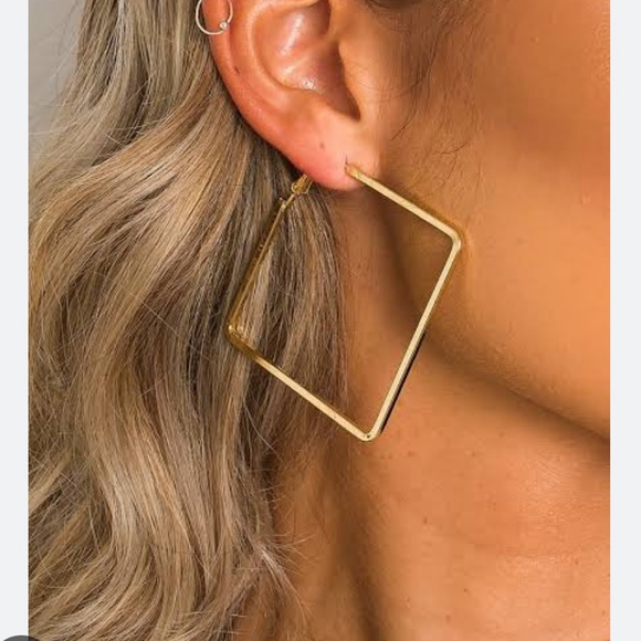 Jewelry - Beautiful golden square shape Fancy Metallic hoop earrings